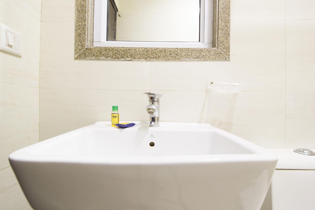 Hotel Fabexpress Le Continental Paharganj